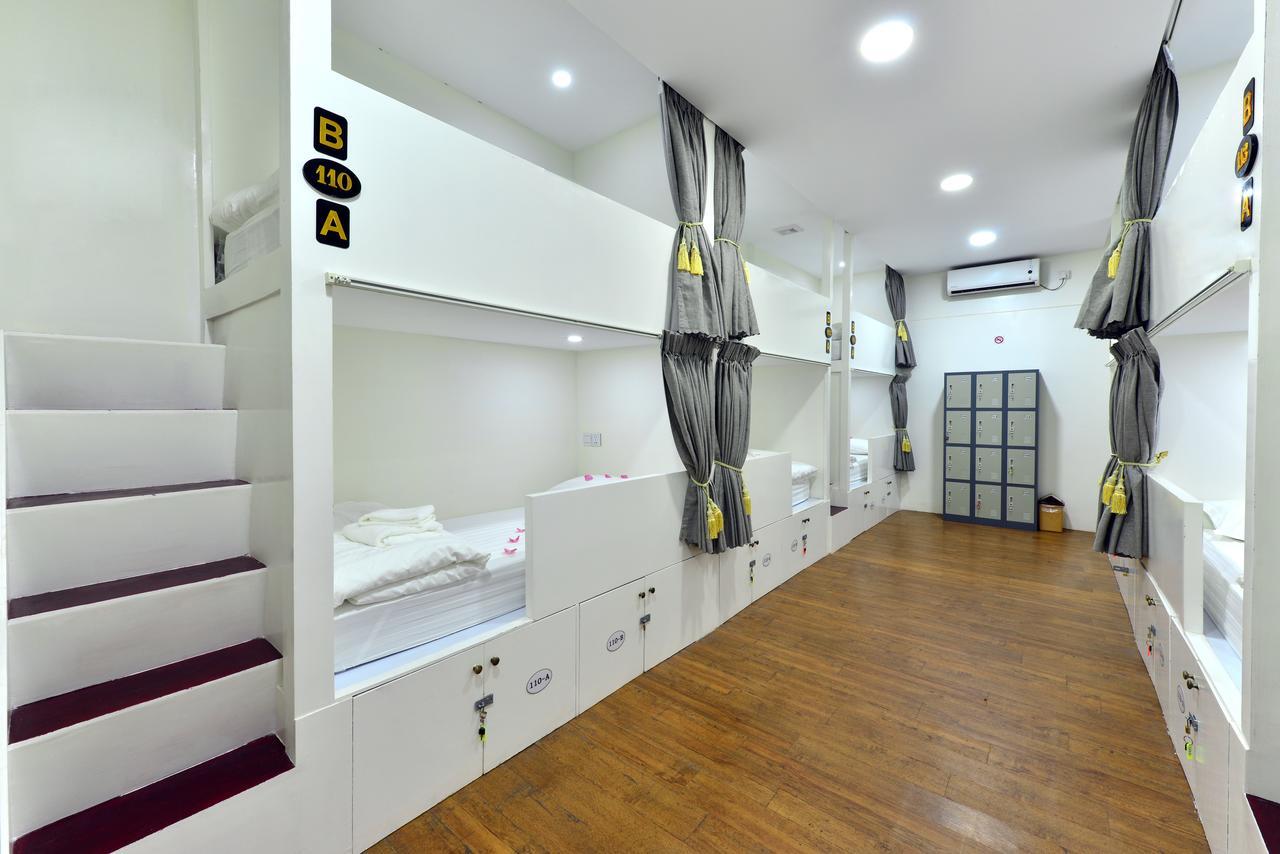 Backpacker Hostel (Adults Only) Rangun Kültér fotó